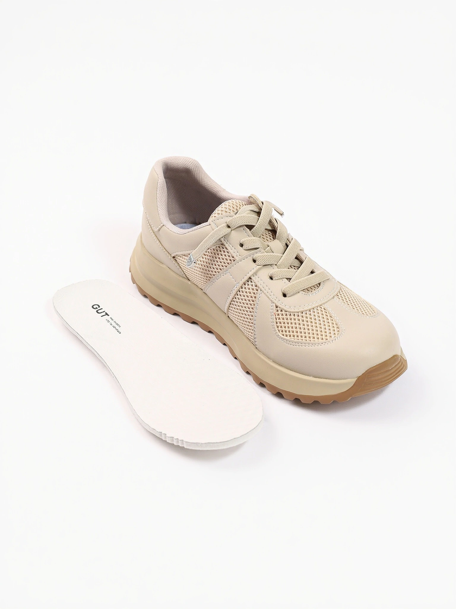 Кроссовки комбинированные бежевого цвета на средней подошве